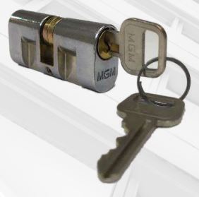 CILINDRO P/FECHADURA C/2 CHAVES CROMADO 117605